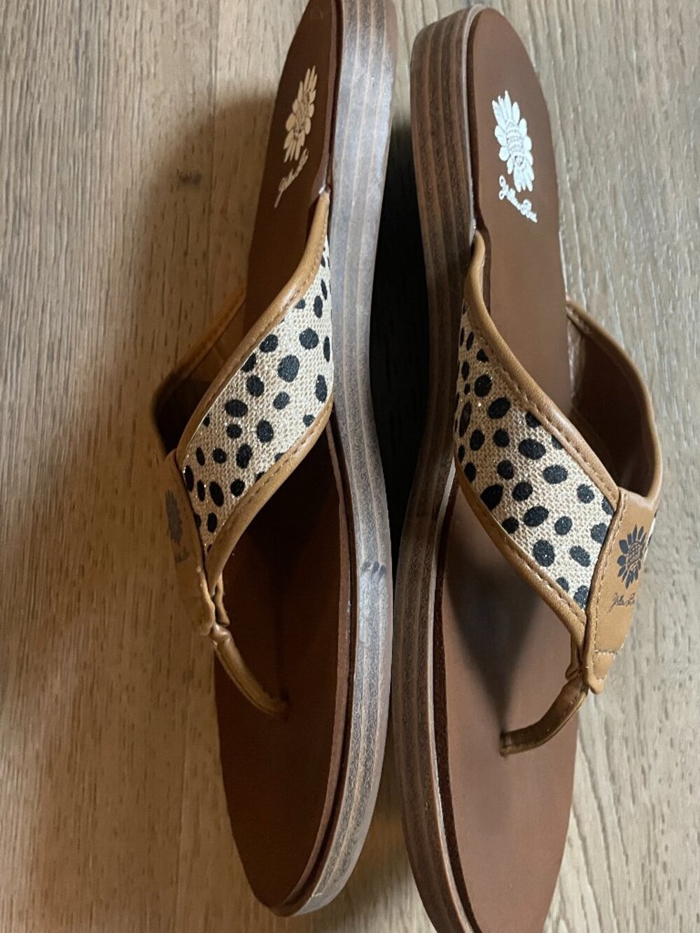 Yellow Box Women's Animal Print Leopard Flop Flops Thong Sandals 9.5 - Picture 6 of 10